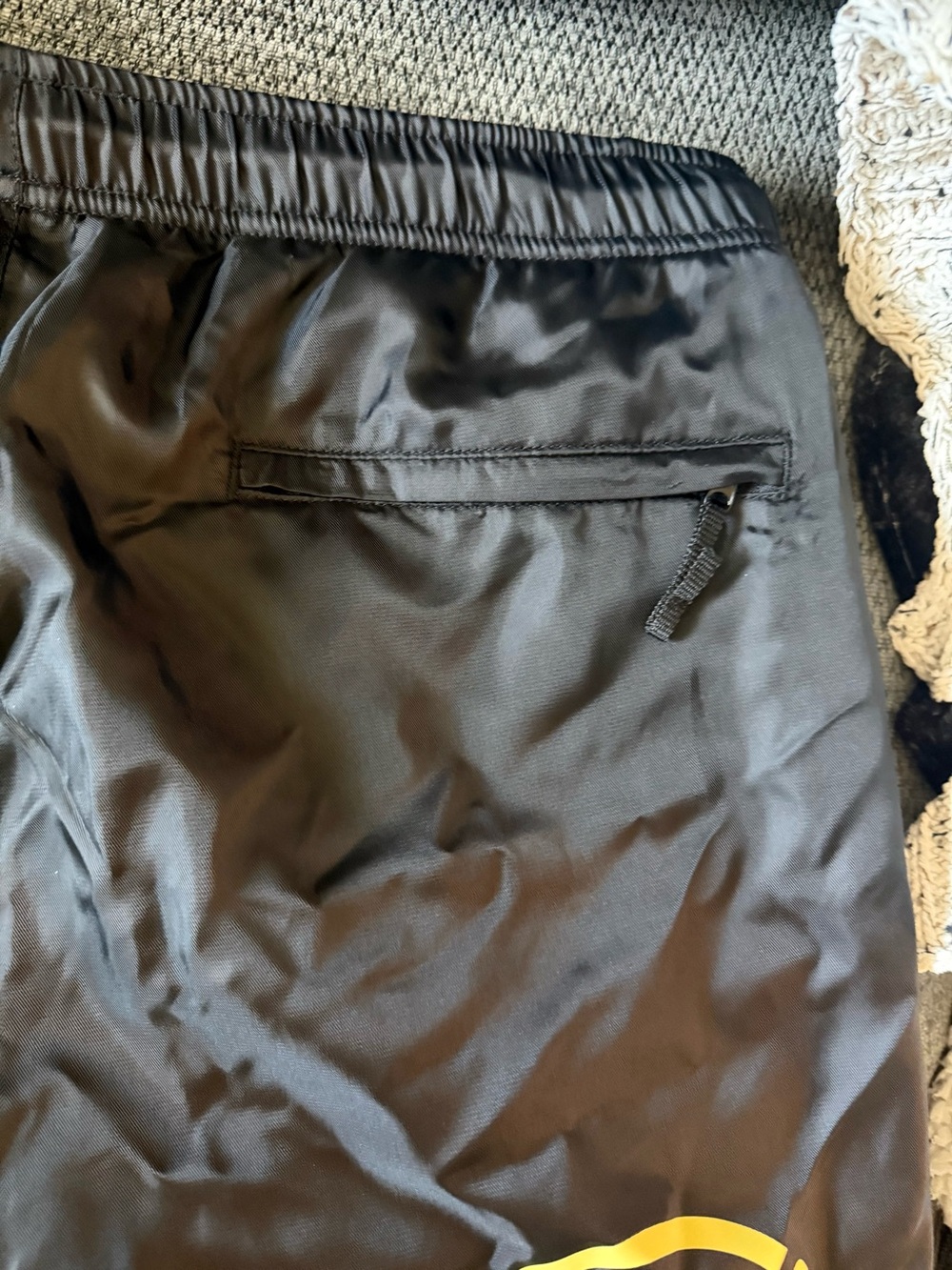 PacSun Formula 1 Racing Shorts XL NWT Black Graphic Shorts - Picture 8 of 10